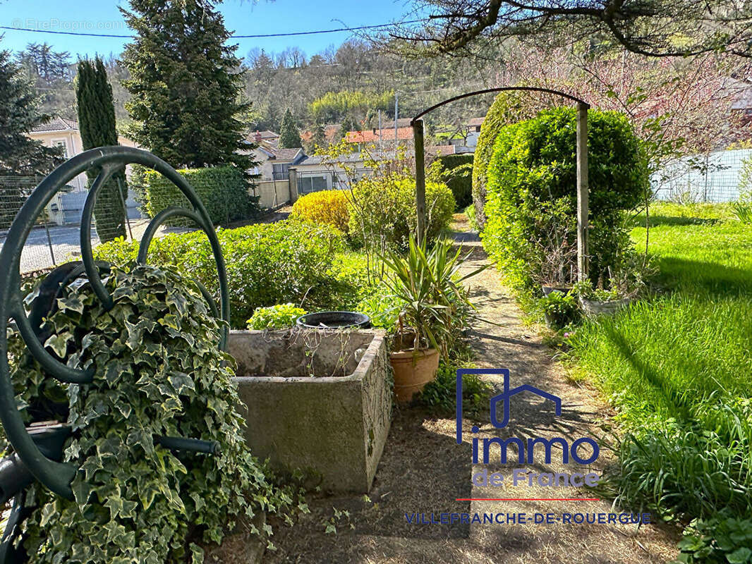 Maison à VILLEFRANCHE-DE-ROUERGUE