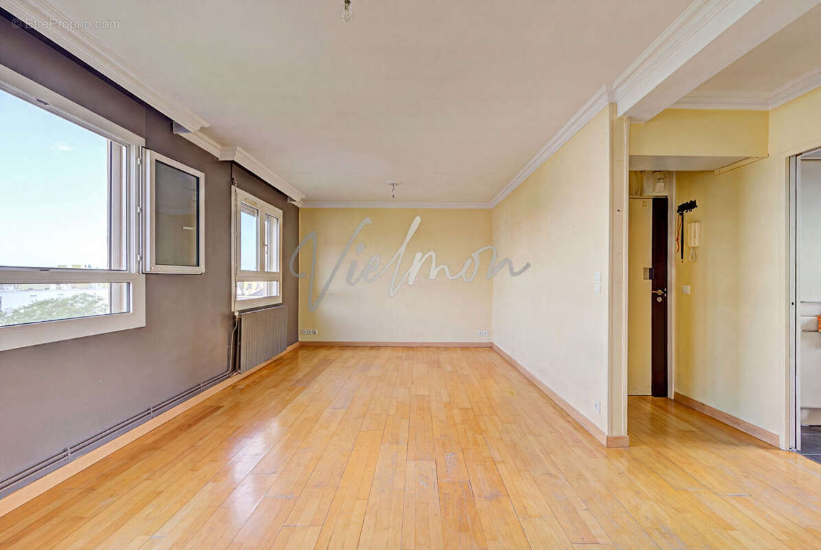 Appartement 4 pièces à vendre à Sartrouville - Dernier étage, lumineux et bien situé - photo 3