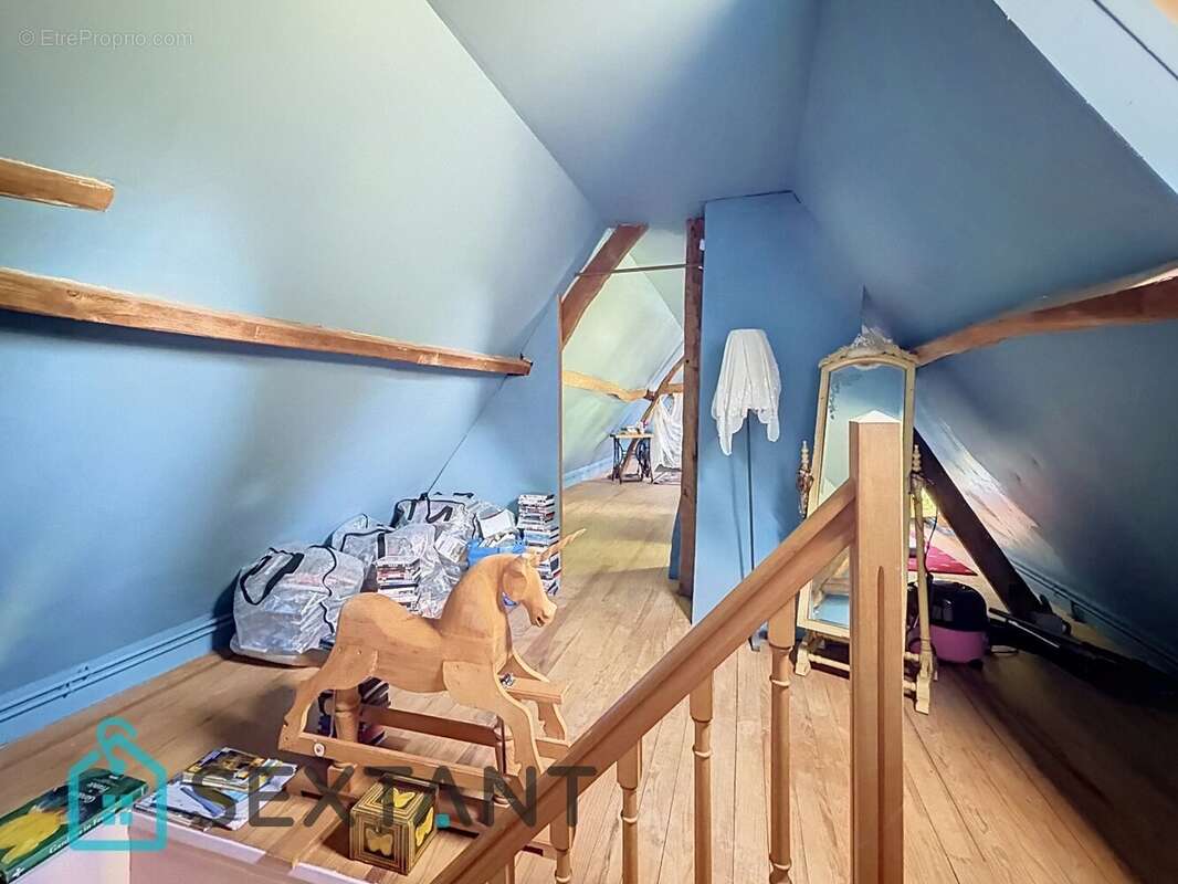 Maison de charme avec jardin dépendance et garage - photo 15