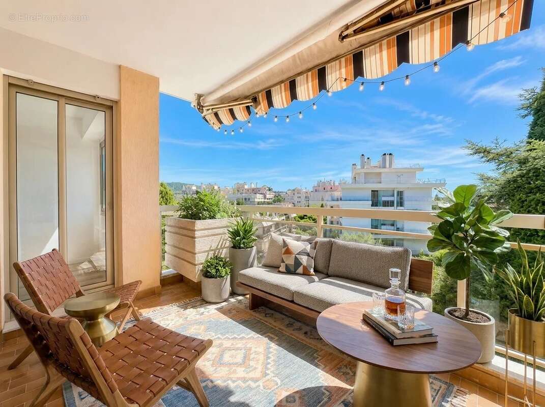 Appartement à NICE