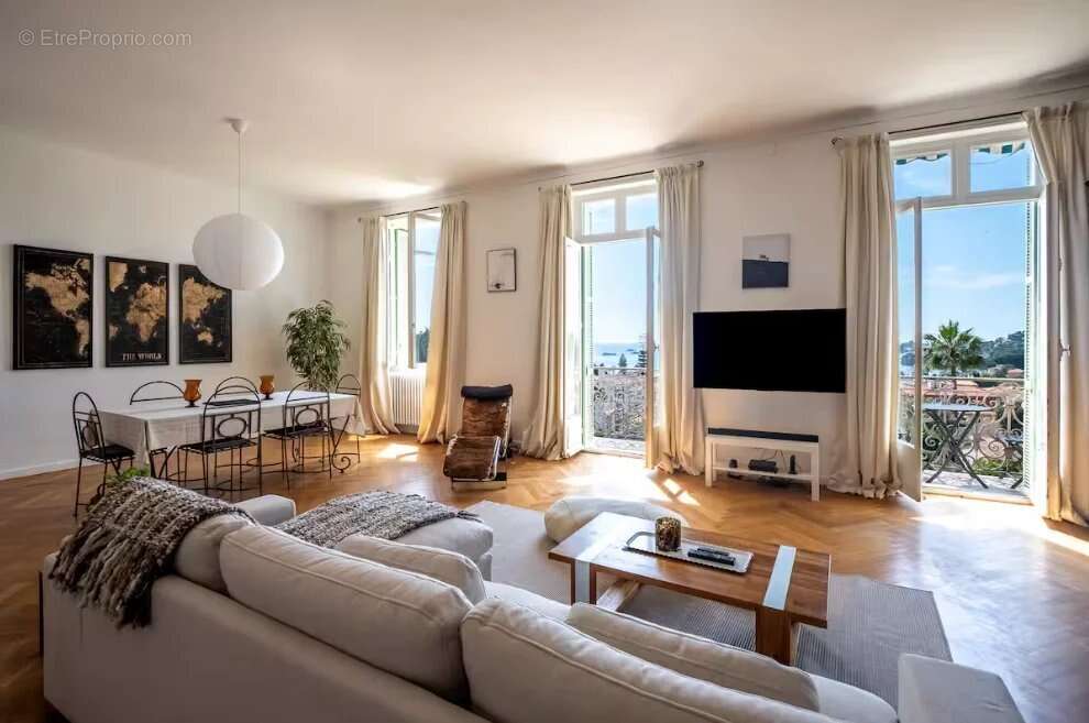 Appartement à BEAULIEU-SUR-MER