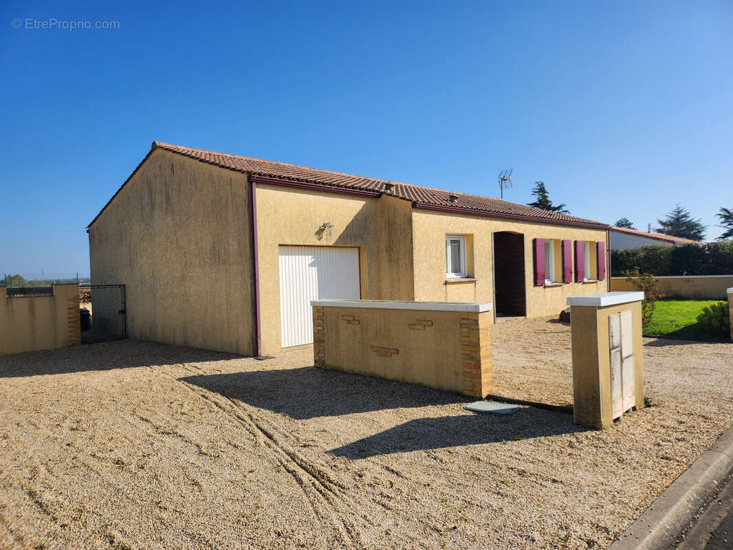 Maison plain-pied 3 chambres et garage - photo 3