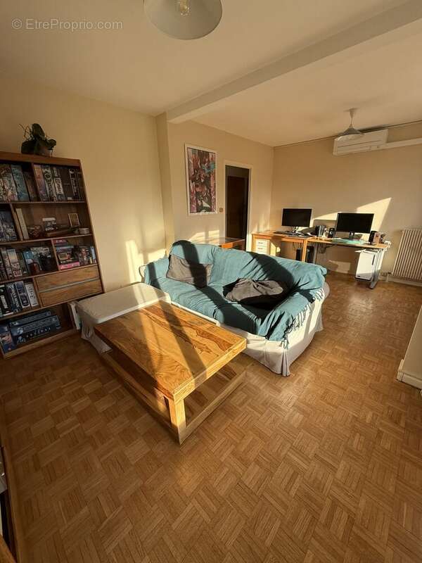 Appartement à SAINT-MARTIN-D&#039;HERES