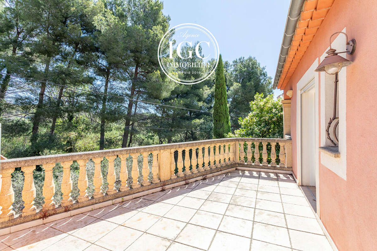 Maison à vendre t4 avec piscine et dependance t2 a la couronne - photo 17