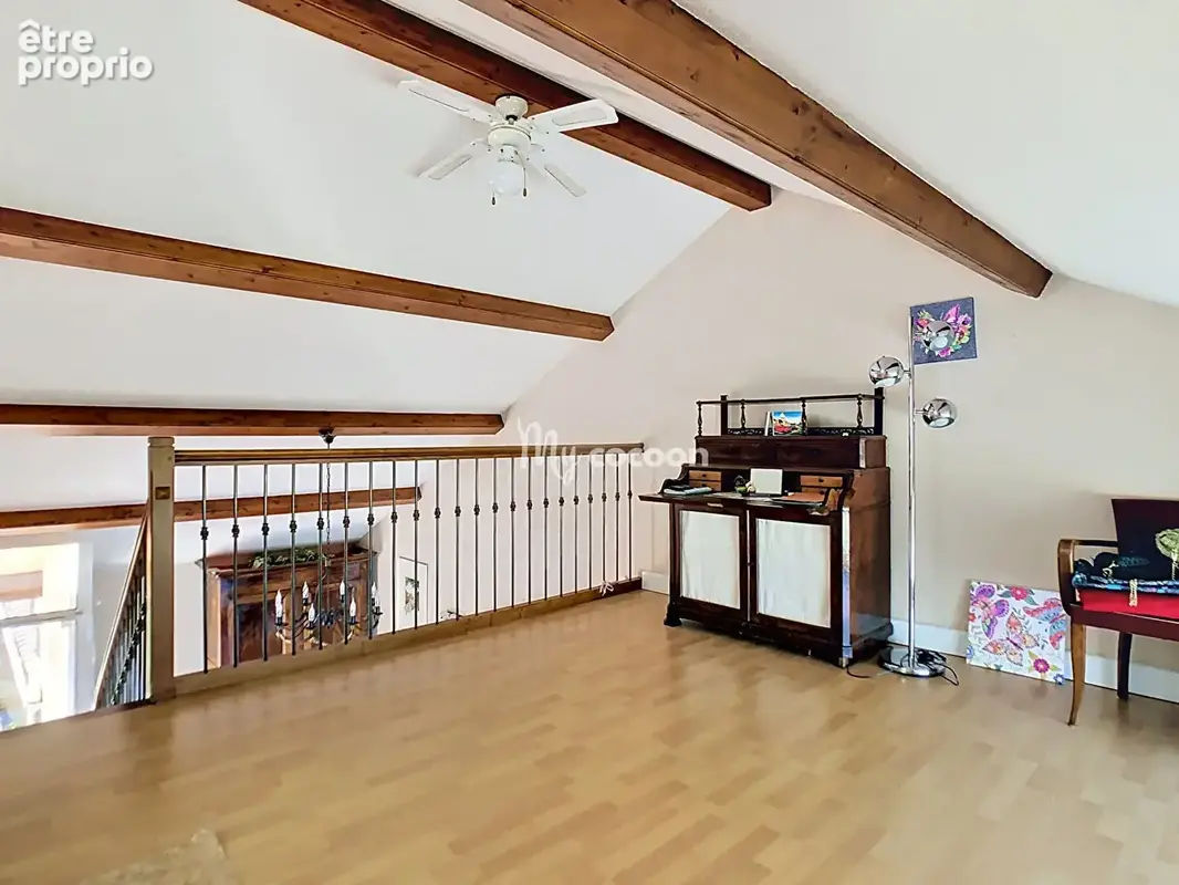Maison - T8 - 168 m² - photo 8