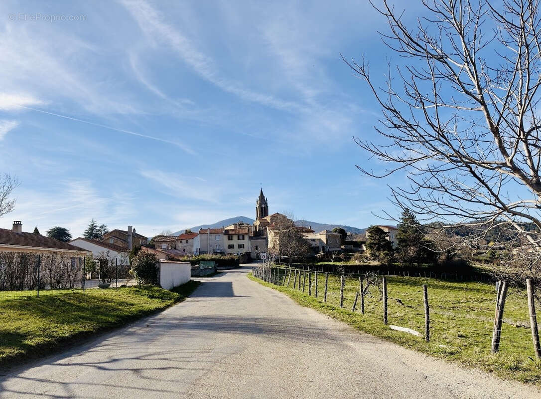Maison à SAINT-ROMAIN-D'AY