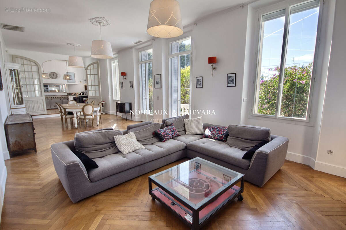 Appartement 130 m² à Cannes  - photo 3
