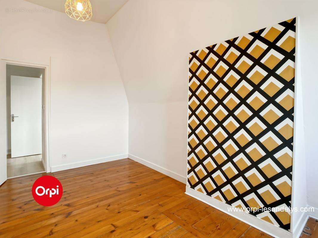 Les Andelys Centre ville-  Appartement T2 avec ascenseur - 59 m² - photo 9