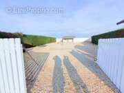 Terrain à MONTREUIL-BELLAY