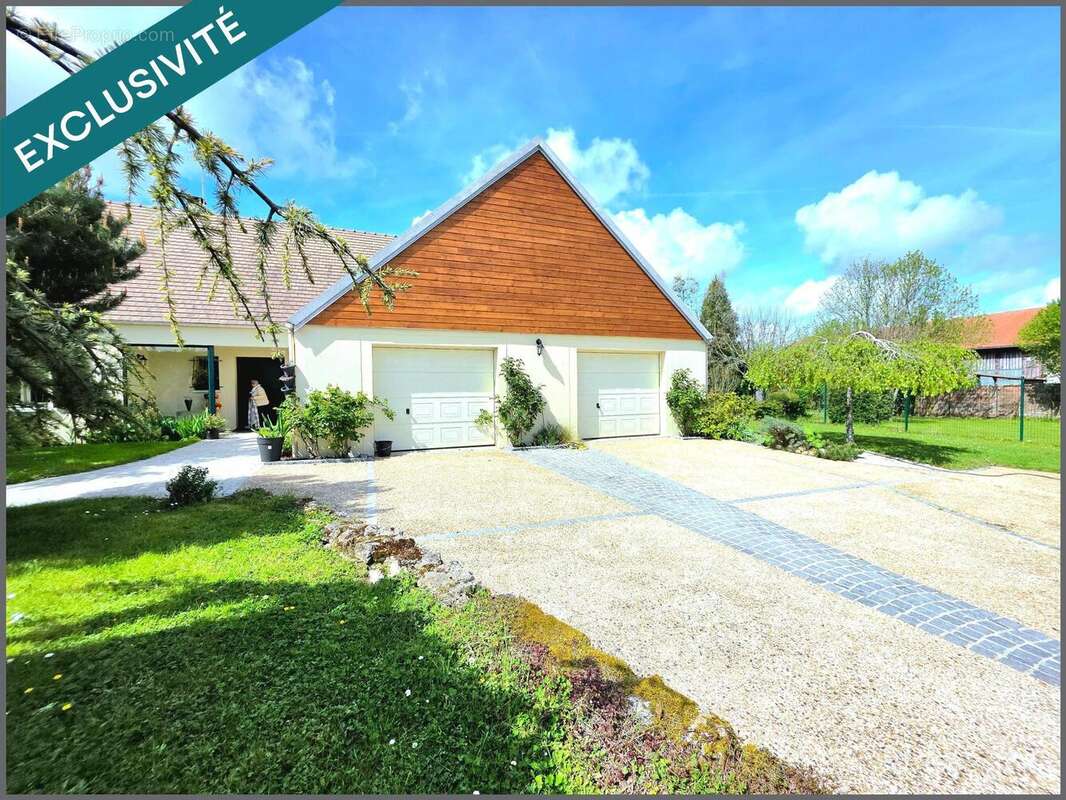 Photo 2 - Maison à JOUY-LE-CHATEL