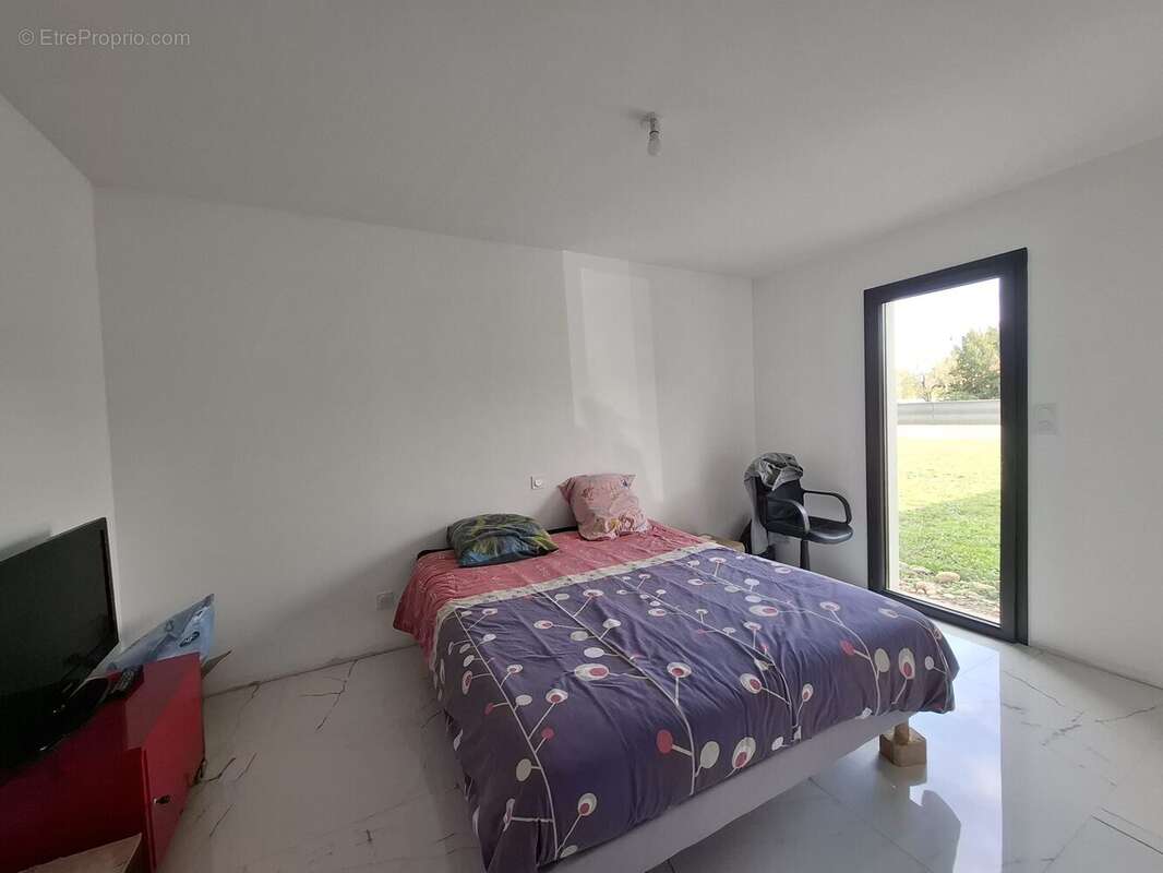 Maison à CARBONNE