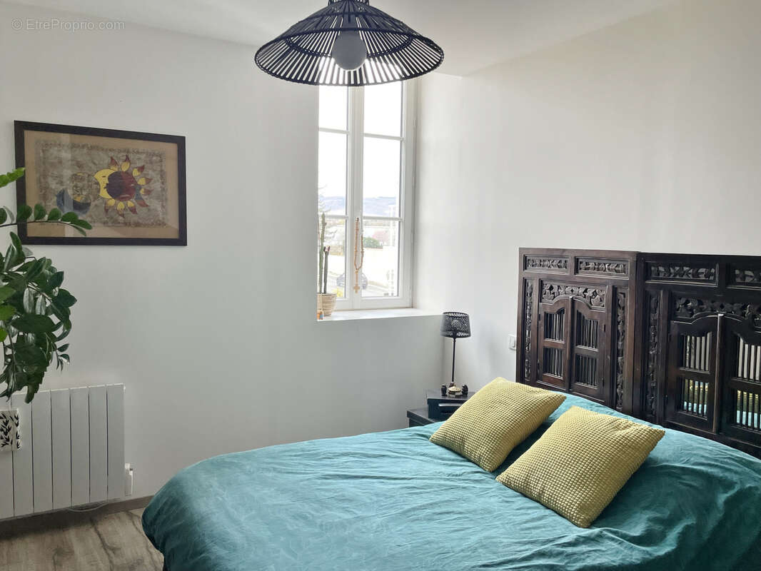 Appartement à CRAPONNE