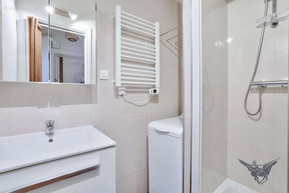 Appartement à PARIS-5E