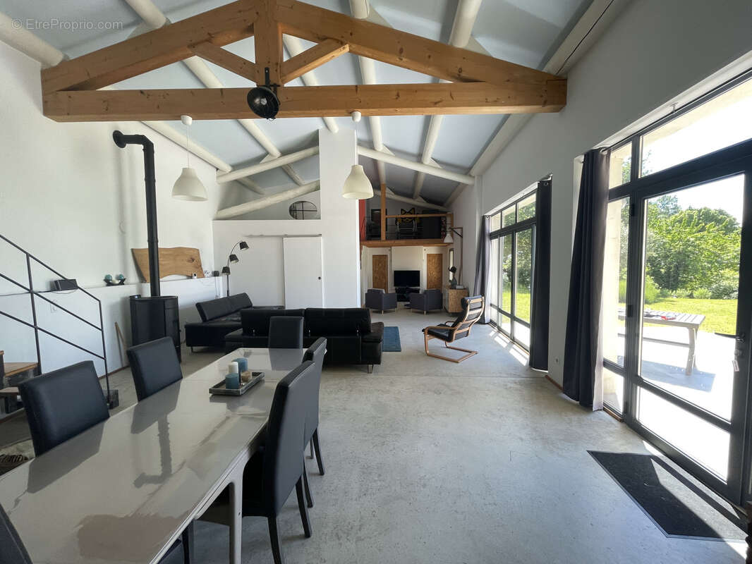 Maison à MALAUCENE