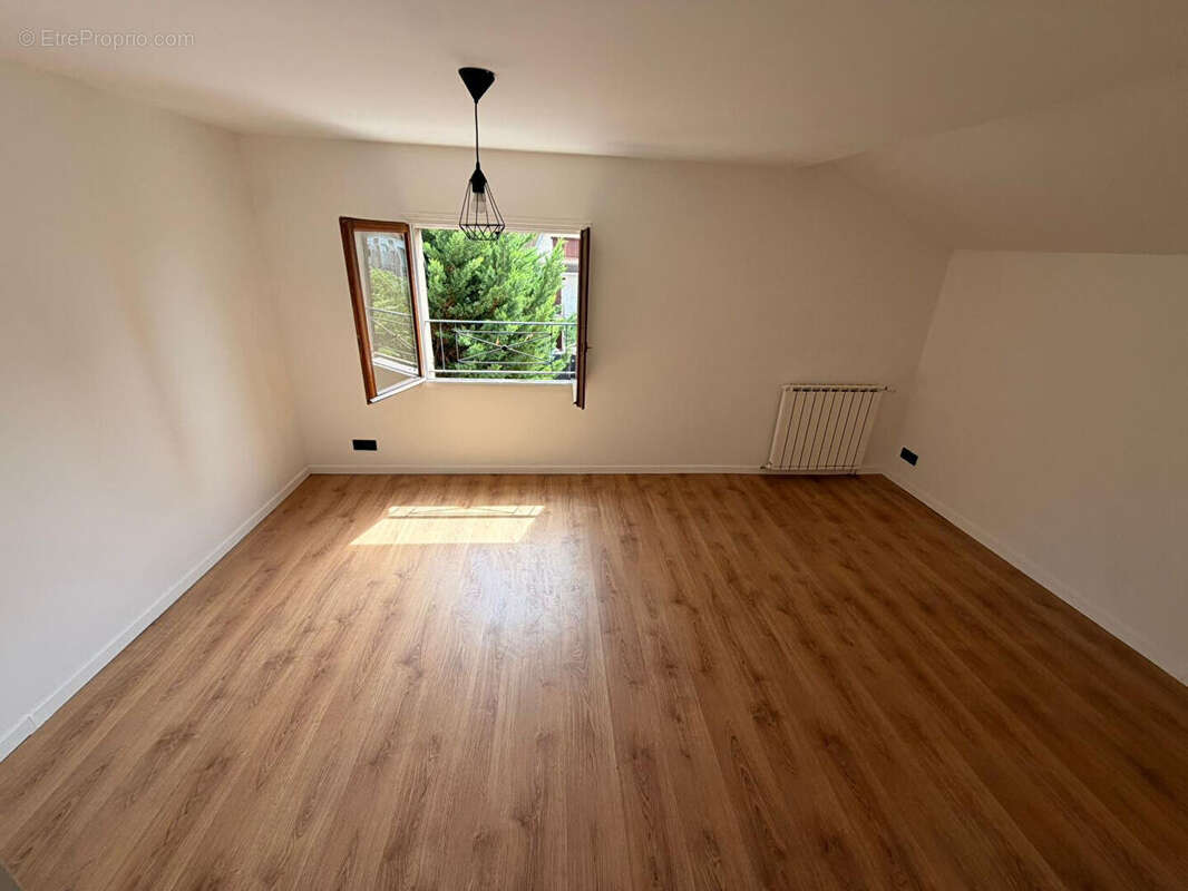 Maison à AULNAY-SOUS-BOIS