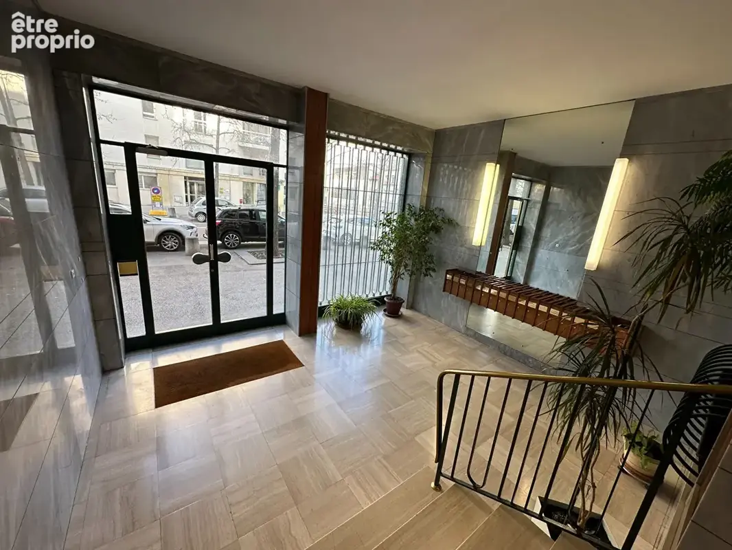 Lyon 3ème T4 (95.52 m2) avec loggia. - photo 13