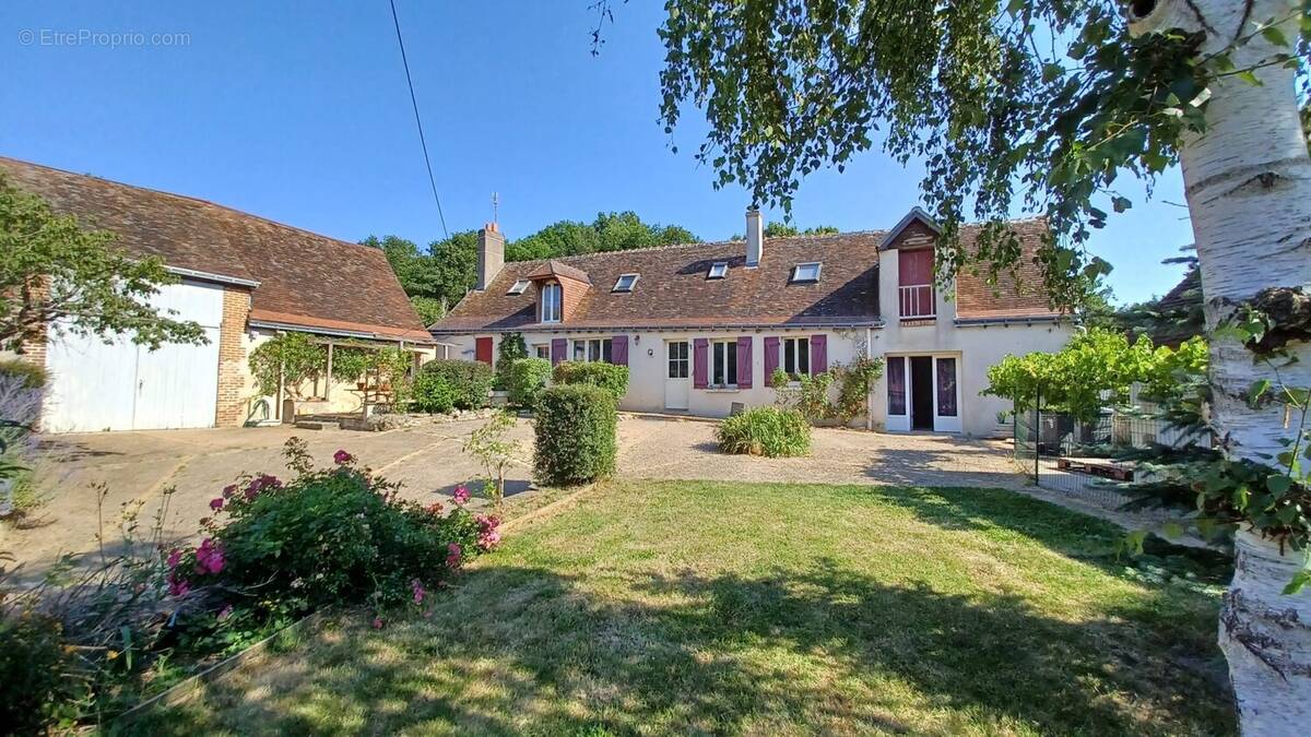 Maison à VILLEDOMER