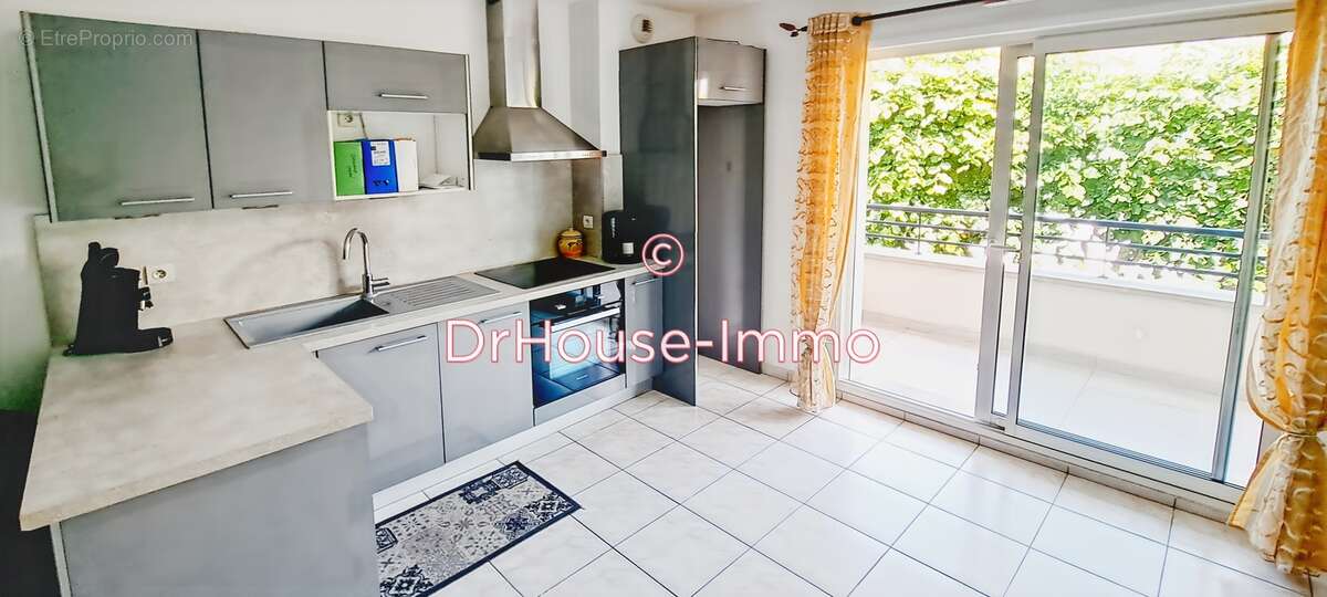 Appartement à GRETZ-ARMAINVILLIERS