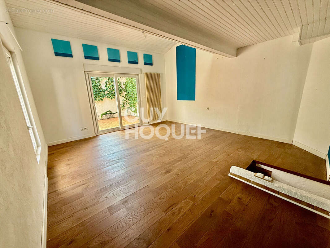 CEBAZAT - Maison de bourg 92 m2, terrasse et garage - photo 2