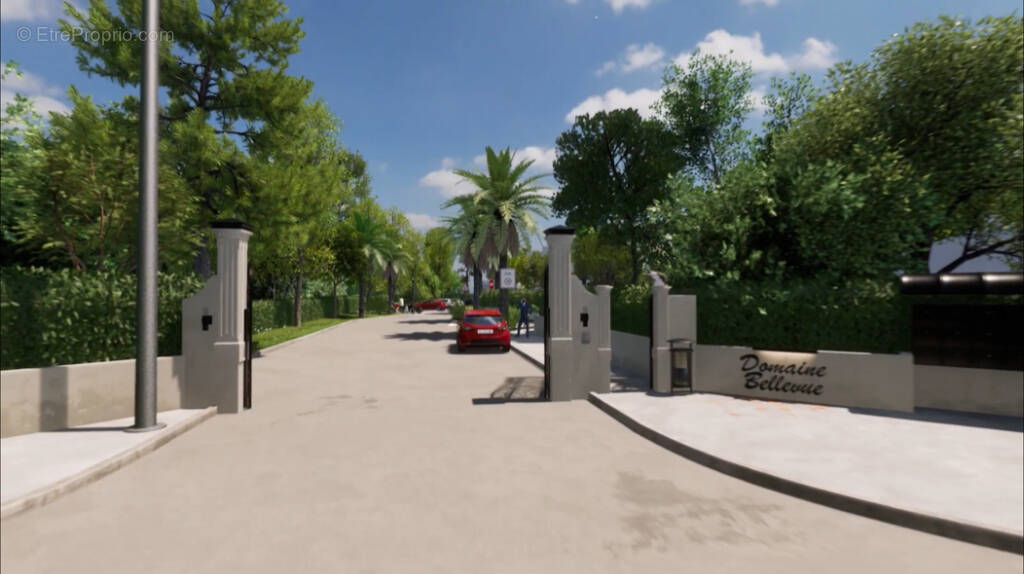 Terrain à ROQUEBRUNE-SUR-ARGENS