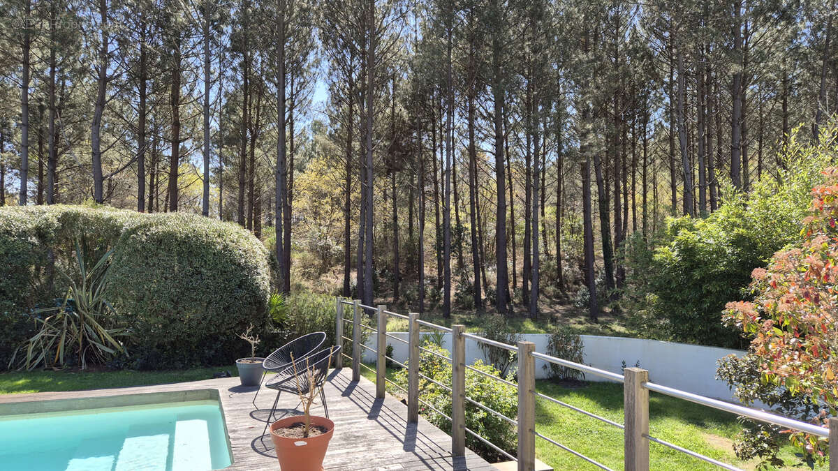 Maison à LE BOUSCAT