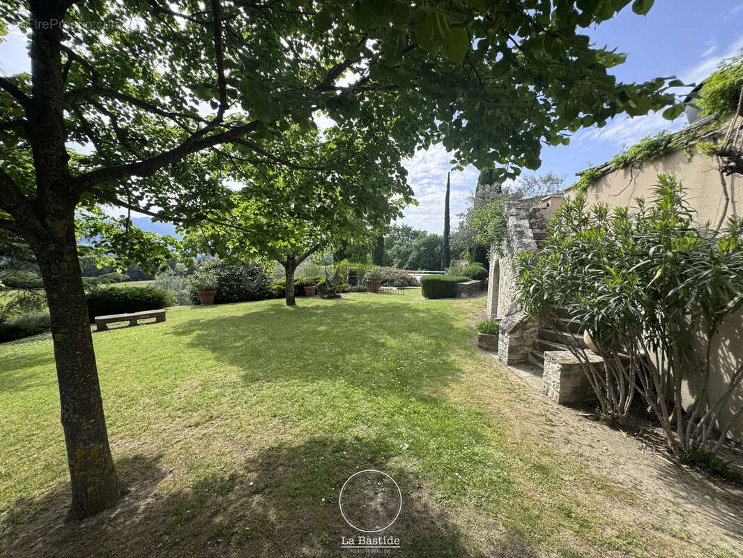 Maison à DIEULEFIT