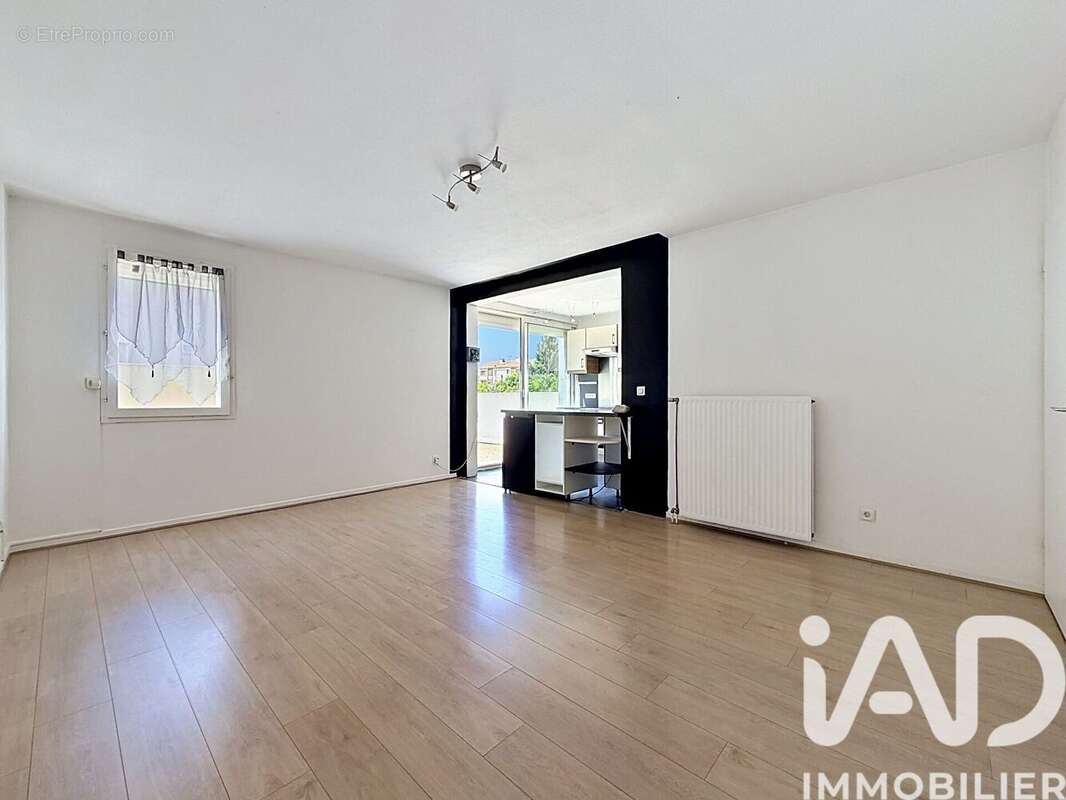 Appartement 57 m² à Istres  - photo 3