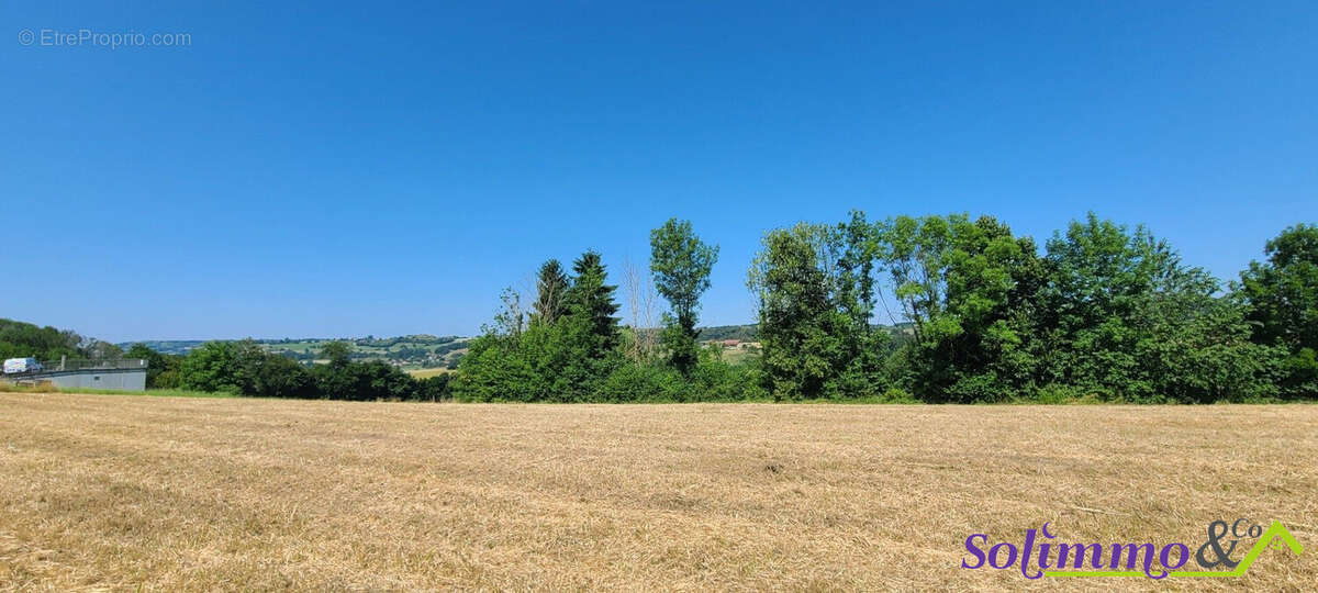 Maison à MONTFERRAT