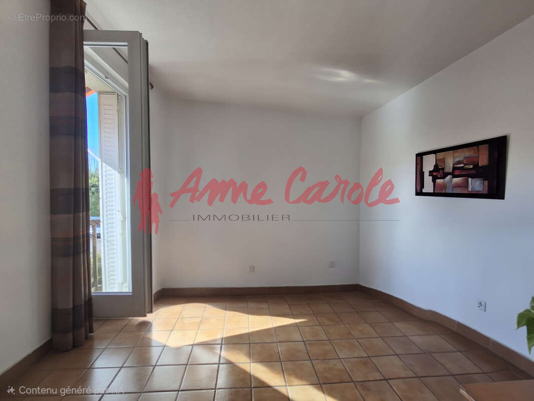 Appartement à LE PERREUX-SUR-MARNE