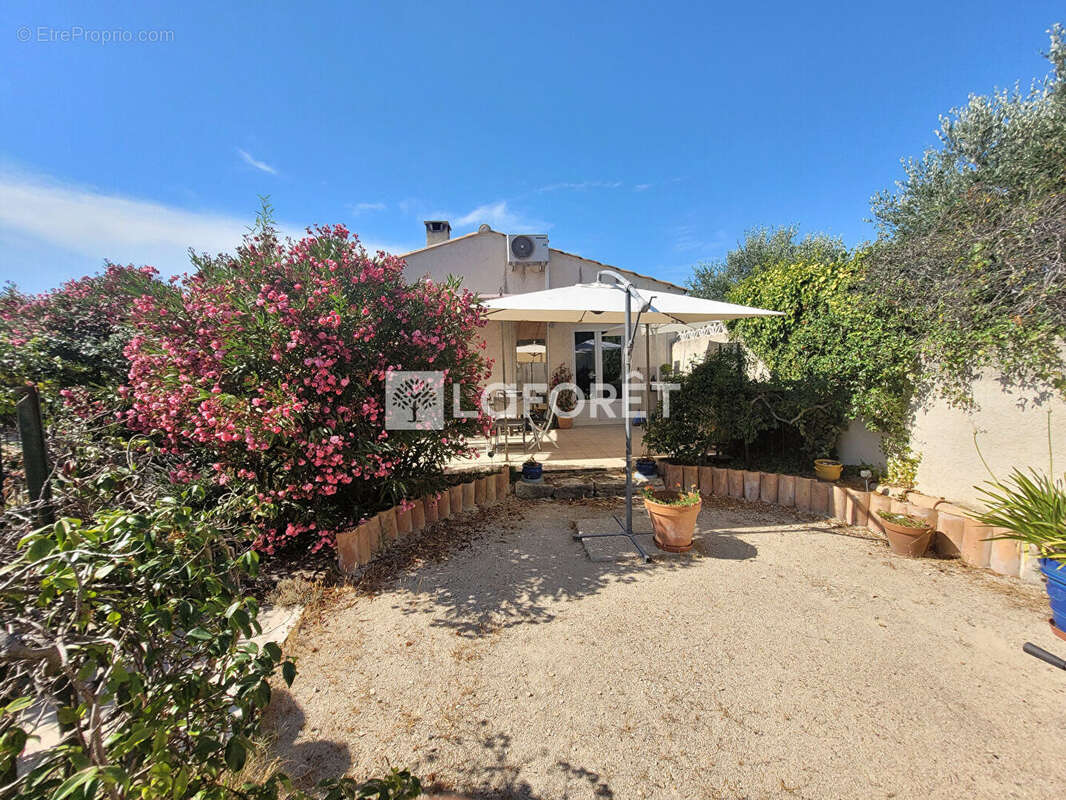 Ensemble immobilier d'habitation - photo 5