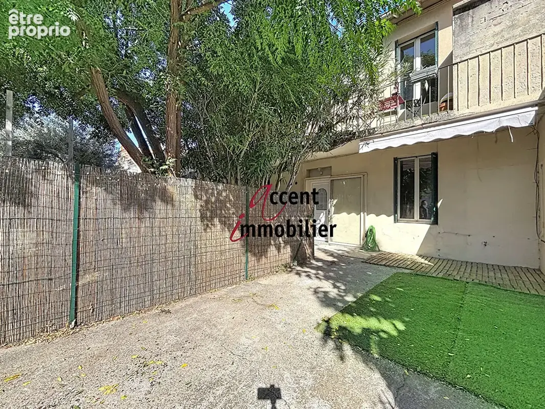Maison divisée en 2 appartements - Cavaillon -135 m2 - photo 2