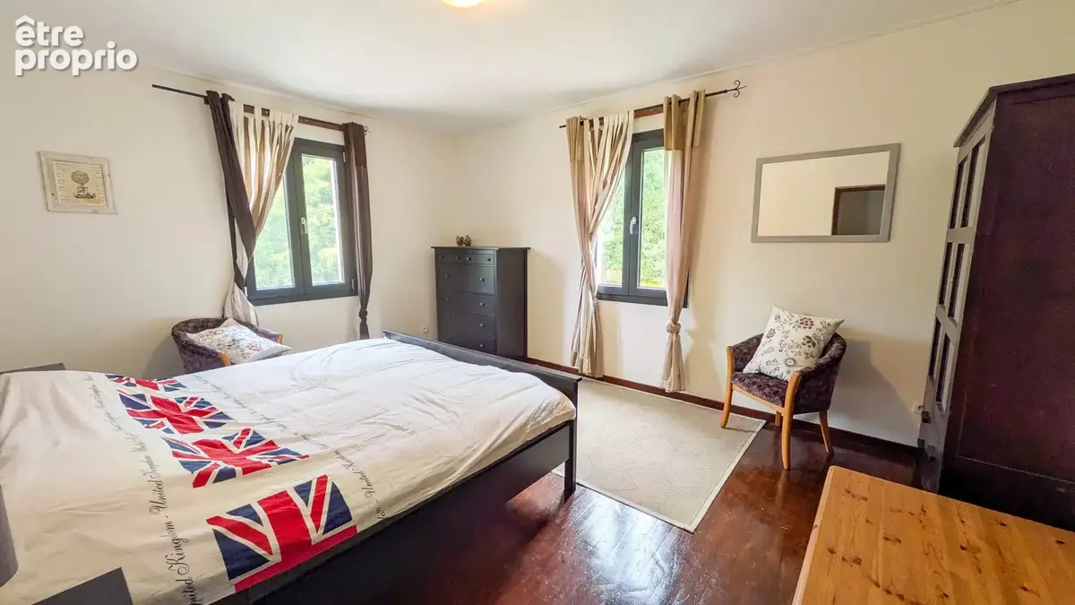 Propriété de 10 chambres avec logements indépendants et piscine chauffée – Gourdon - photo 17