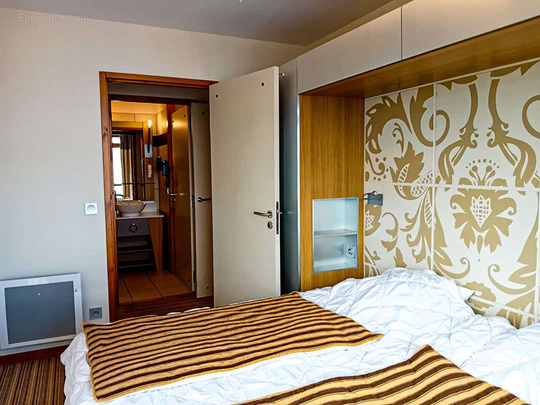 Appartement à LES CHAPELLES