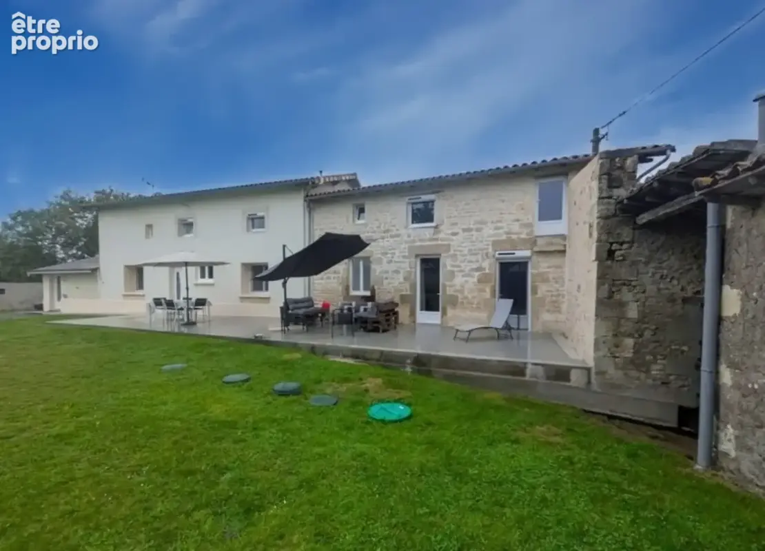 Maison à SOUVIGNE