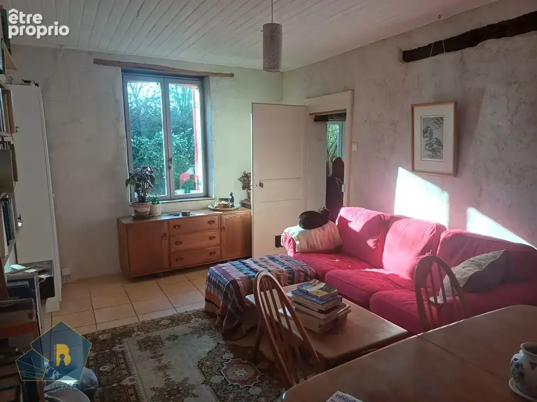 Maison 83 m² à Leyrat  - photo 3