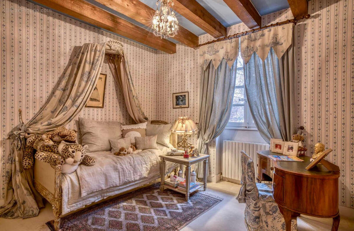 Maison à CHAPEIRY