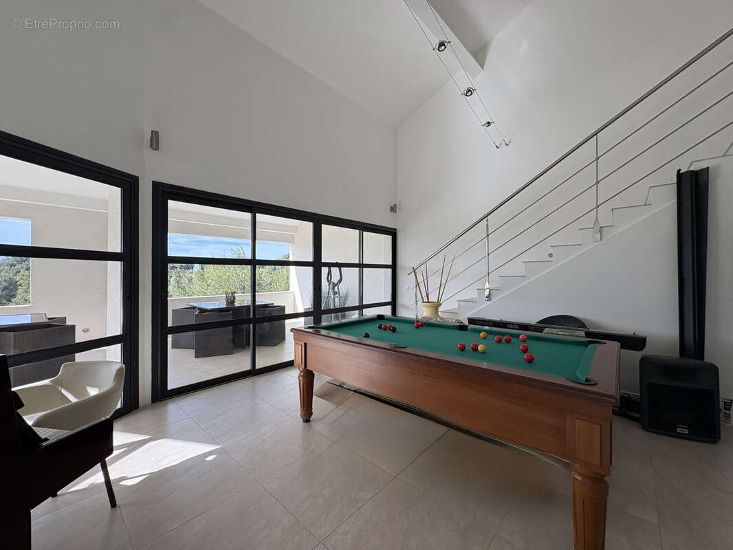 Maison à LA CADIERE-D'AZUR