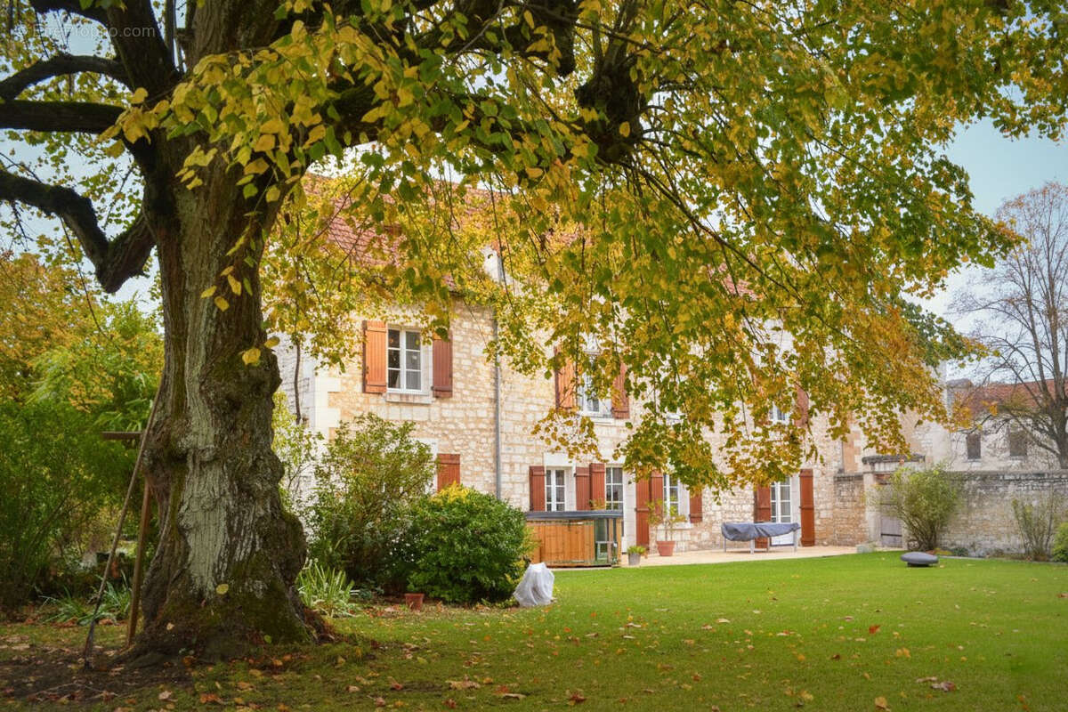 Maison à CHATELLERAULT