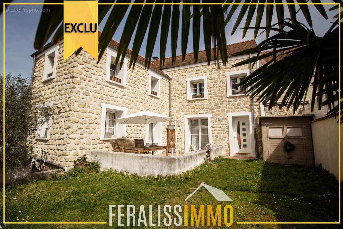 Maison à NEUVILLE-SUR-OISE