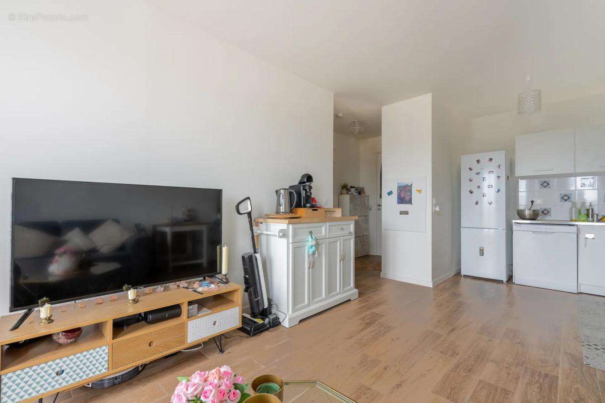 Appartement à LE BLANC-MESNIL