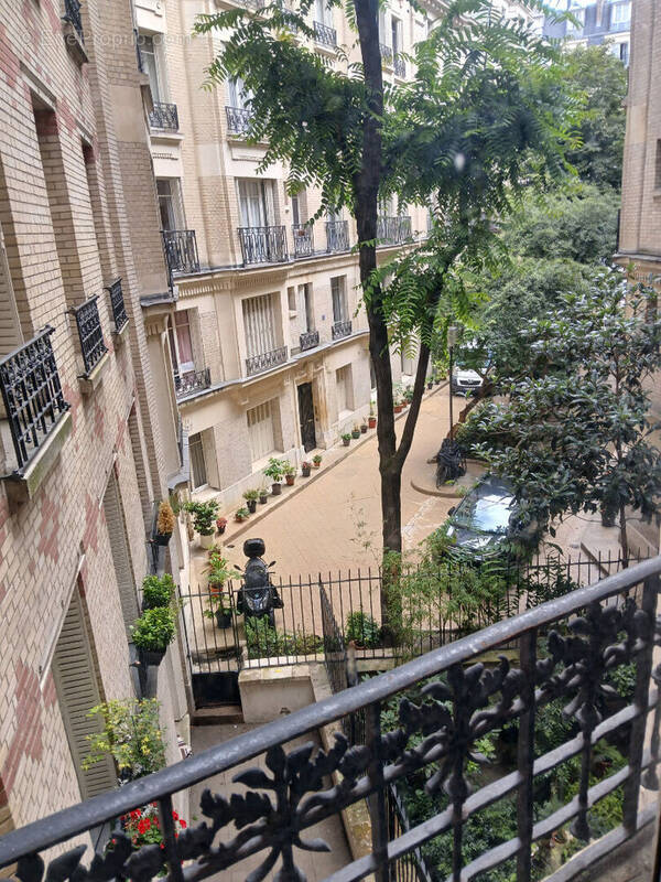 Appartement à PARIS-15E