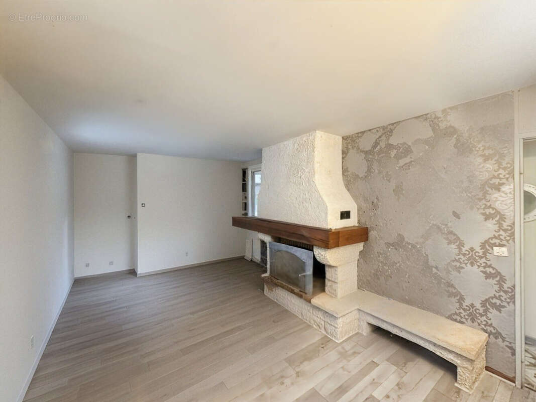 Niveau 1 - Maison à LAMBESC