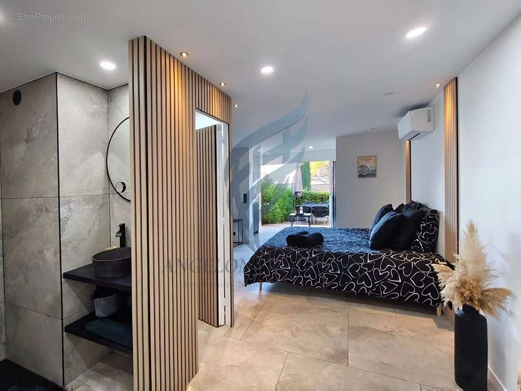 Sainte-maxime - la nartelle - studio vue mer plage - photo 3