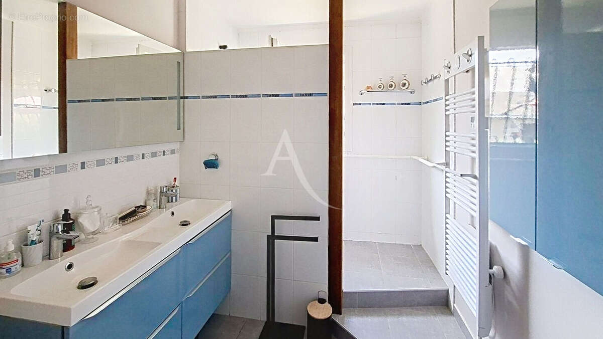 Maison Rives Du Loir En Anjou 6 pièce(s) 165 m2 - photo 7