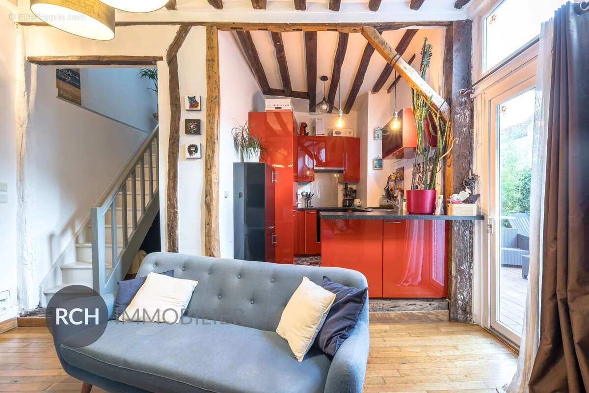 Maison à JOUARS-PONTCHARTRAIN