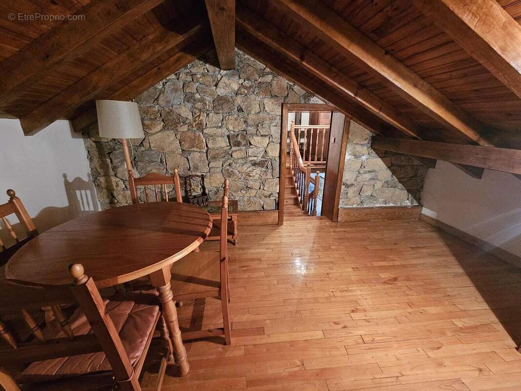 1000035644 - Maison à ASPET