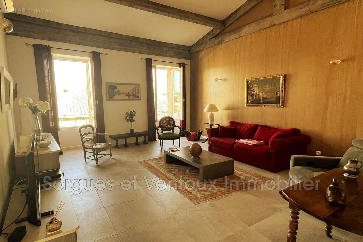 Appartement à L&#039;ISLE-SUR-LA-SORGUE