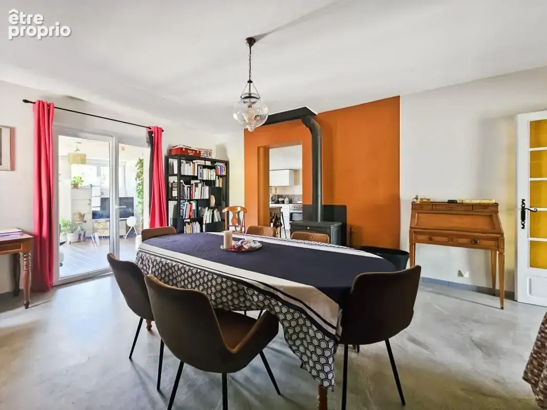 À Vendre à Uzès - Maison plain-pied - 126m² habitables sur 1300 m² - photo 3