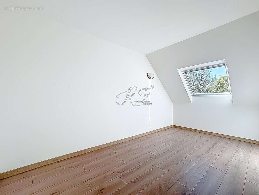Photo 9 - Appartement à ERAGNY