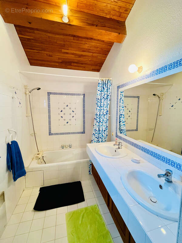 MAISON T5 / 6 avec sous sol total et piscine - photo 25
